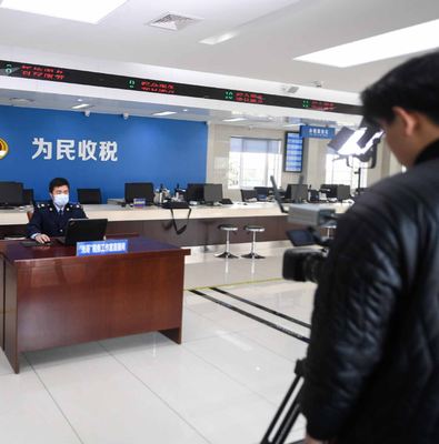 稅惠添翼 內(nèi)銷提速 稅務(wù)部門精準(zhǔn)服務(wù)助力外貿(mào)企業(yè)開(kāi)拓國(guó)內(nèi)市場(chǎng)
